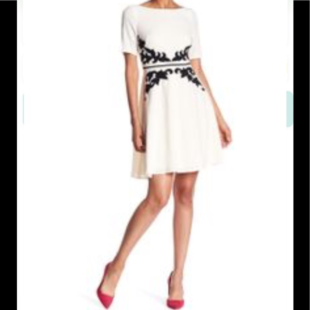 ✨NEW✨Adrianna Papell Dress